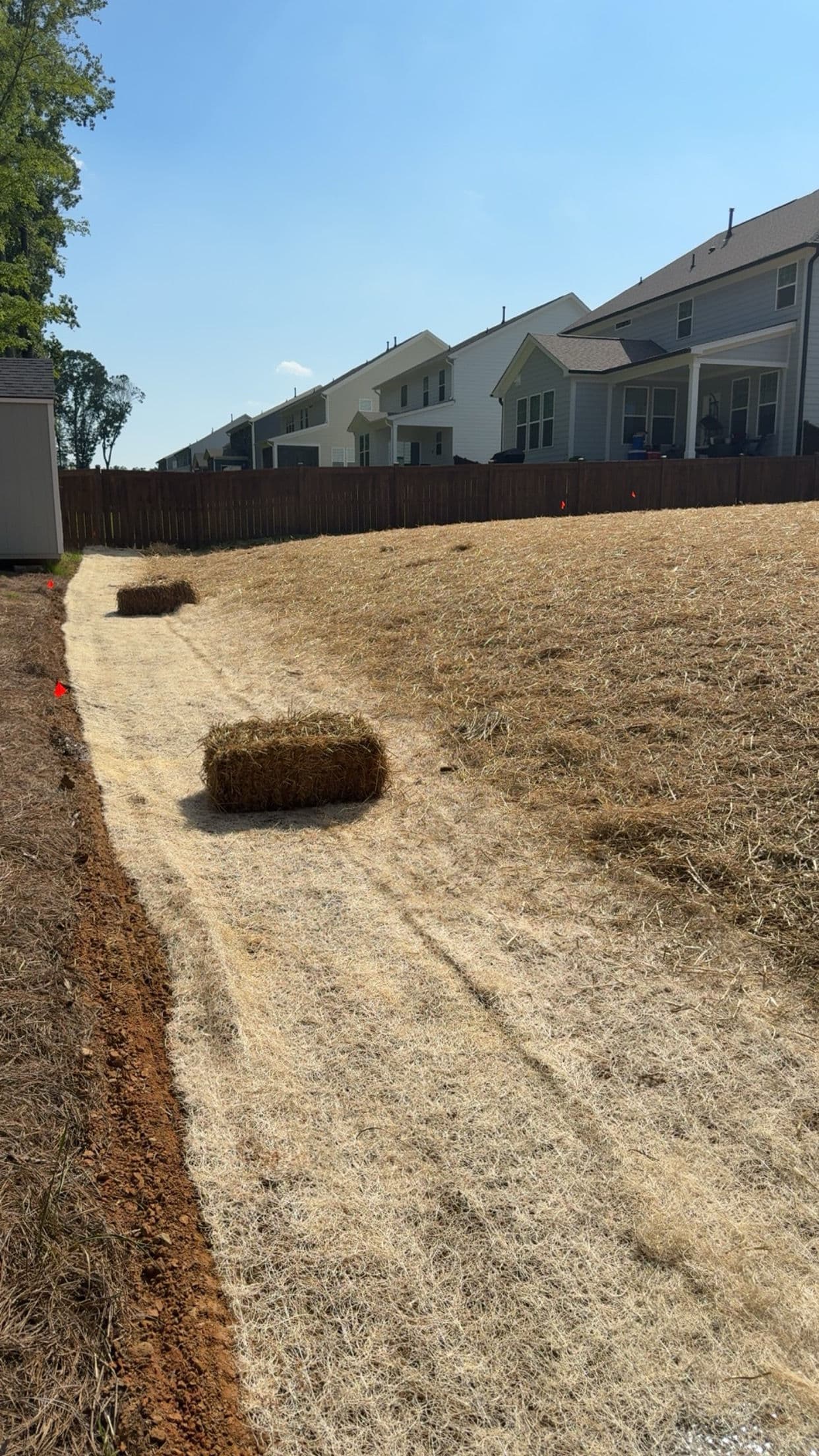 Gallery photos for Mulch, Bed Edging, Grading and Straw Seed in Gibsonville NC: Image #6
